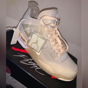 Off-whit X Jordan retro oh 4s “sail”